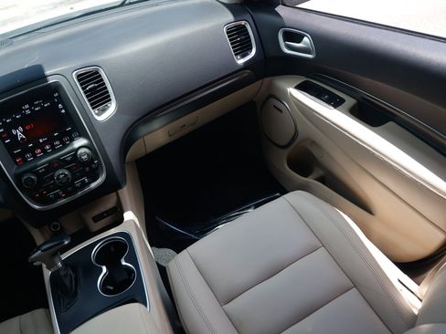 Used 2019 Dodge Durango Citadel w/ Technology Group RWD image 25