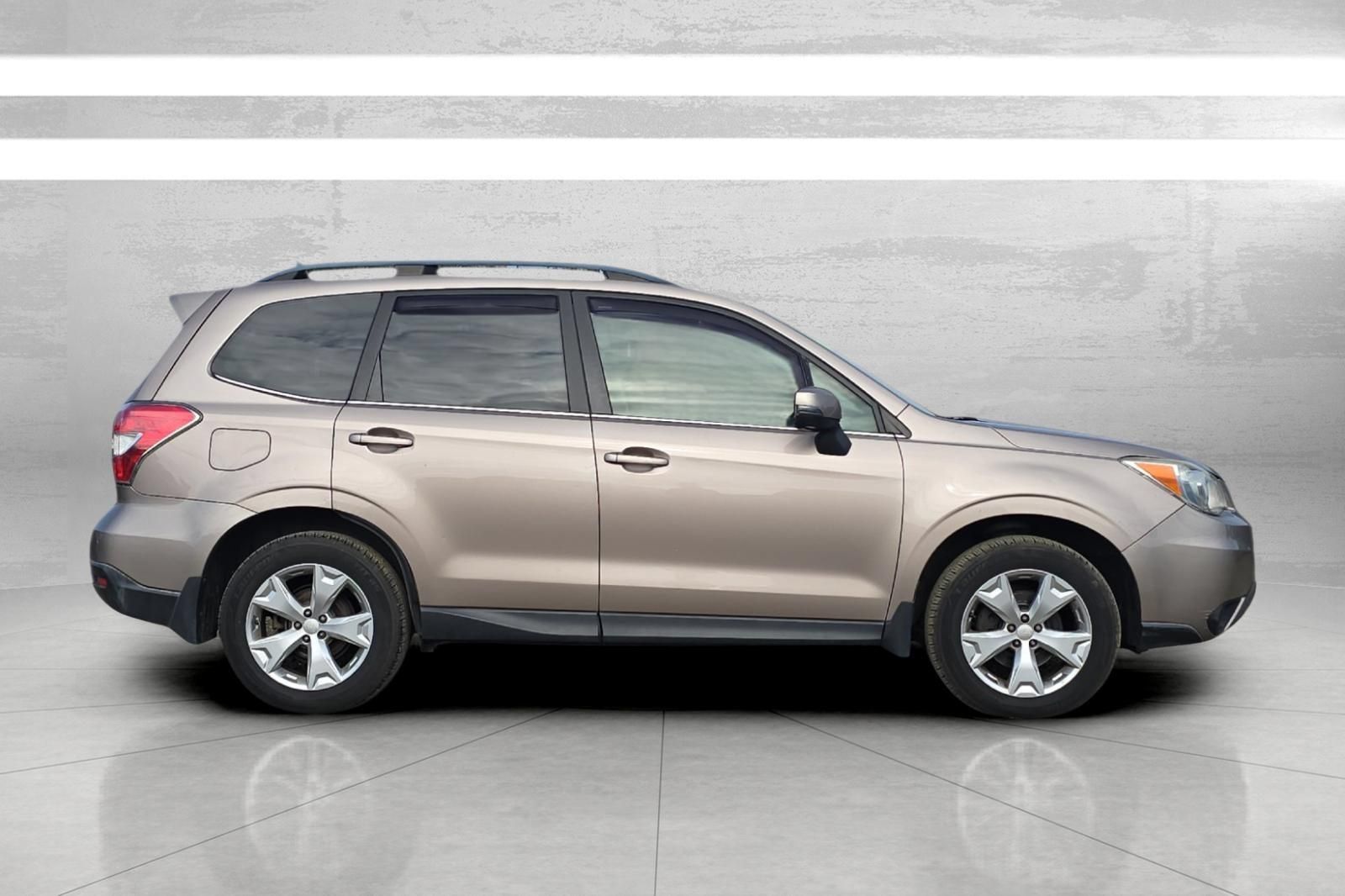 Used 2014 Subaru Forester 2.5i Touring w/ Popular Package #1 AWD/4WD image 3