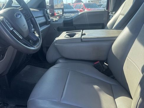 Used 2020 Ford F250 XL w/ Power Equipment Group image 7