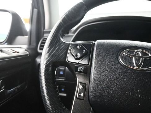 Used 2024 Toyota 4Runner TRD Off-Road Premium image 15