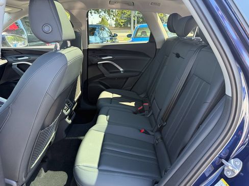 Used 2025 Audi Q5 Premium w/ 19" Wheel Package AWD/4WD image 24