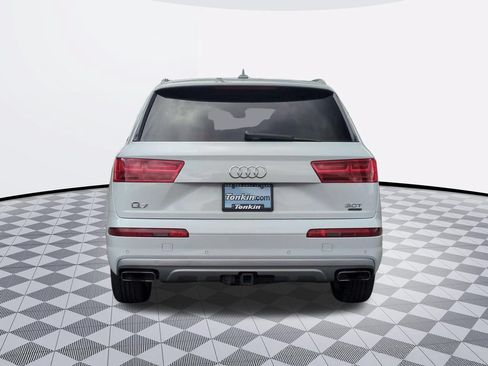 Used 2018 Audi Q7 3.0T Prestige AWD/4WD image 5