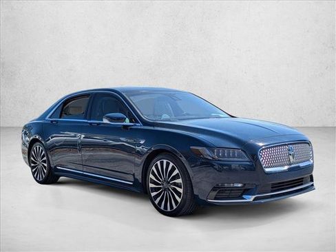 Used 2018 Lincoln Continental Black Label w/ Rear-seat Package image 3