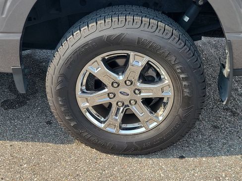 Used 2022 Ford F150 XLT w/ Equipment Group 302A High AWD/4WD image 5