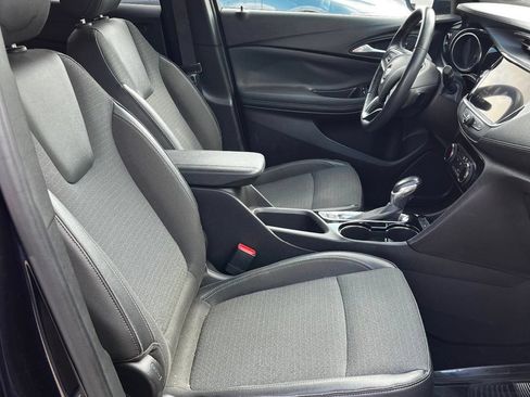 Used 2020 Buick Encore GX Preferred FWD image 23