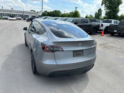 Used 2024 Tesla Model Y Performance AWD/4WD image 18