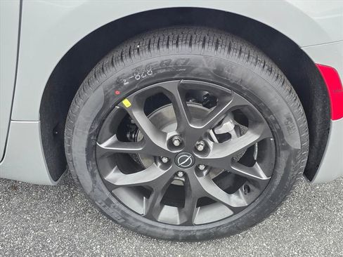 New 2026 Chrysler Pacifica Select w/ S Appearance Package image 7