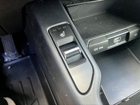 Used 2021 Kia Telluride S FWD image 15