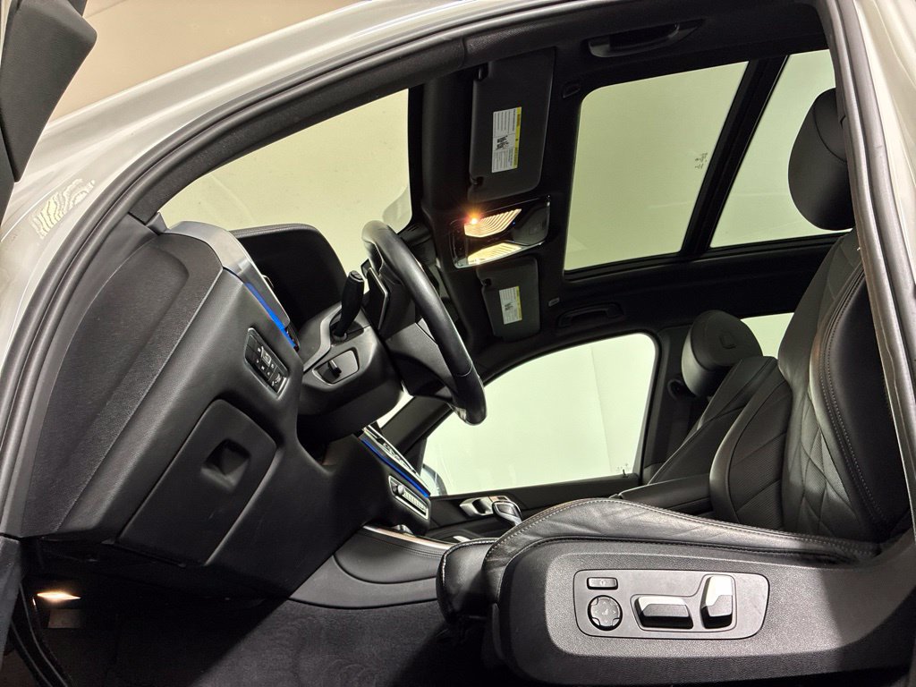 Used 2023 BMW X5 xDrive45e AWD/4WD image 23
