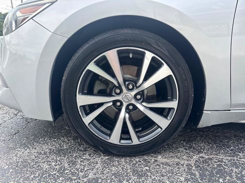 Used 2017 Nissan Maxima 3.5 SL FWD image 11