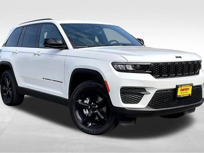 New 2025 Jeep Grand Cherokee Laredo