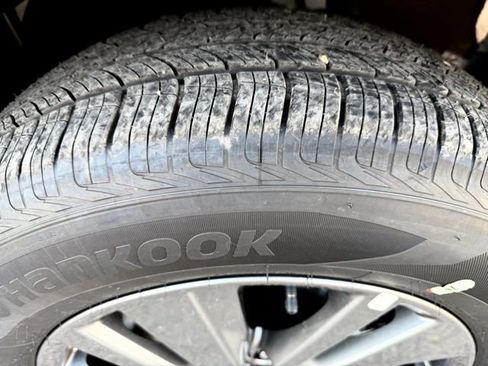 New 2026 Nissan Pathfinder S image 31