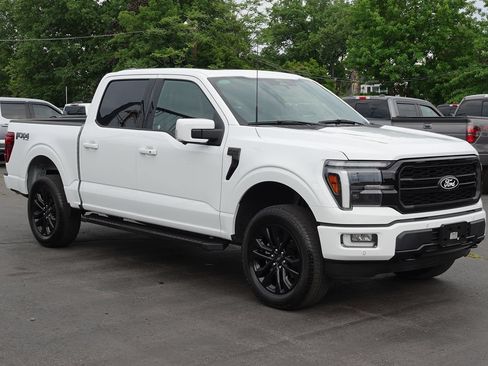 Used 2024 Ford F150 Lariat AWD/4WD image 4