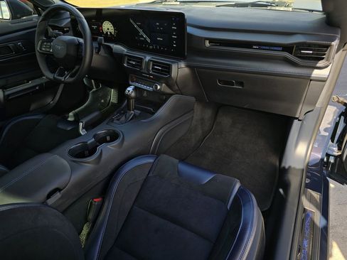Used 2024 Ford Mustang Dark Horse image 20