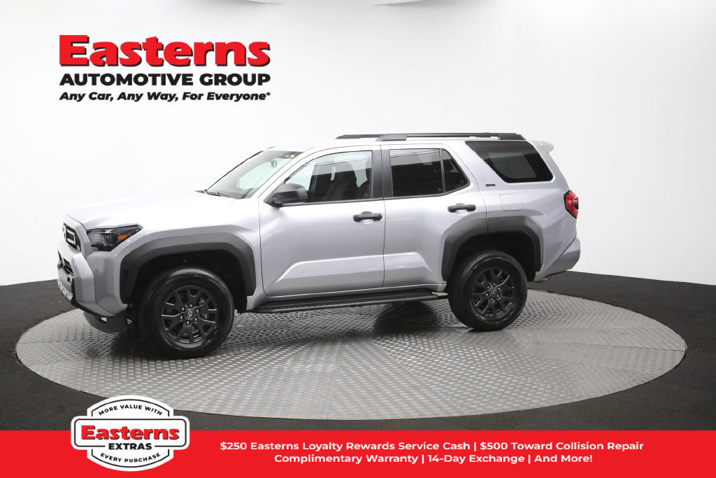 Used 2025 Toyota 4Runner SR5 AWD/4WD image 60