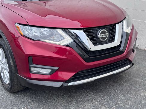 Used 2020 Nissan Rogue SV image 6