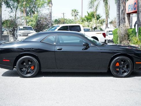 Used 2023 Dodge Challenger SXT RWD image 10
