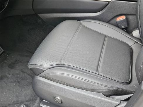 New 2026 Mercedes-Benz GLC 300 image 4
