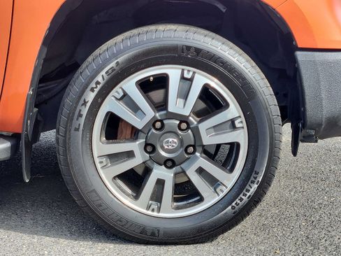 Used 2019 Toyota Tundra SR5 w/ TRD Sport Package AWD/4WD image 8