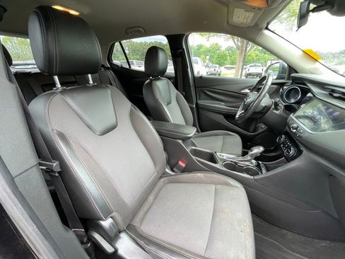 Used 2022 Buick Encore GX Select FWD image 31
