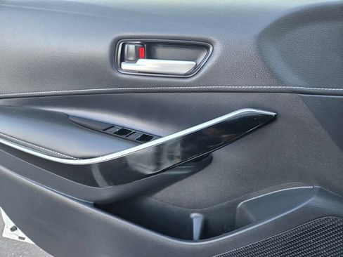 Certified 2019 Toyota Corolla XSE FWD image 21