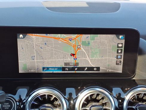 Certified 2023 Mercedes-Benz GLA 250 4MATIC image 18