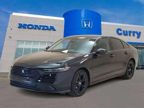 Certified 2025 Honda Accord SE image 1