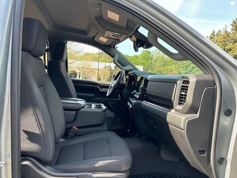 Used 2024 GMC Sierra 2500 SLE w/ SLE Value Package; AWD/4WD image 52