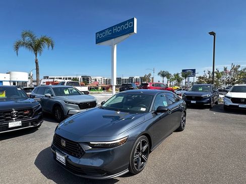 Used 2026 Honda Accord SE image 2