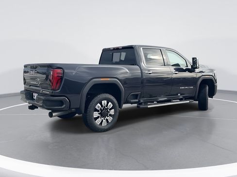 New 2026 GMC Sierra 3500 Denali AWD/4WD image 3