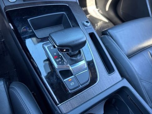 Used 2022 Audi Q5 2.0T Premium image 14