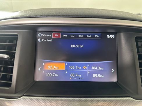 Used 2020 Nissan Pathfinder SL AWD/4WD image 30