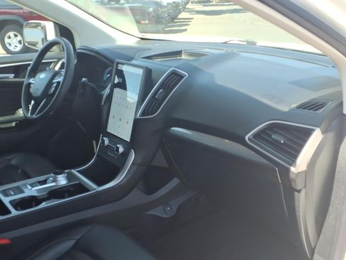 Certified 2023 Ford Edge SEL w/ Convenience Package AWD/4WD image 10