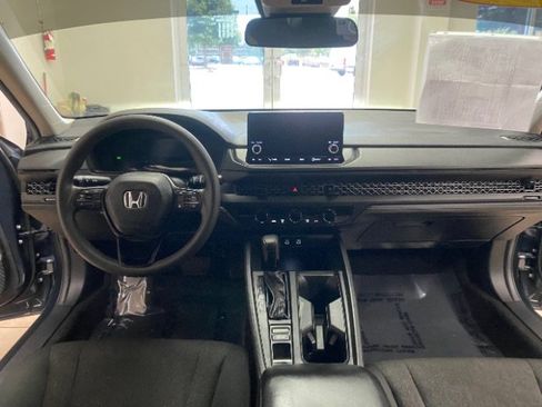 Used 2024 Honda Accord LX image 17