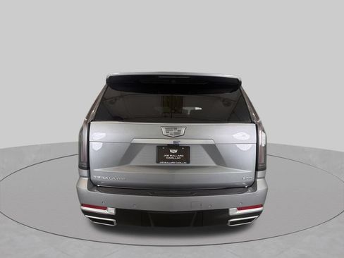 Certified 2025 Cadillac Escalade Premium Luxury Platinum w/ LPO, Radiant Package RWD image 7