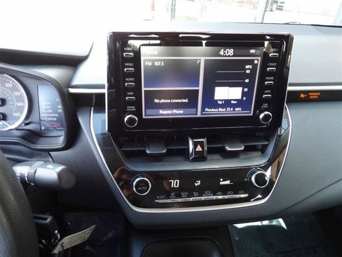 Used 2020 Toyota Corolla LE image 16