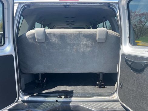 Used 2011 Ford E-350 and Econoline 350 XL w/ PWR Windows & Locks Group image 4