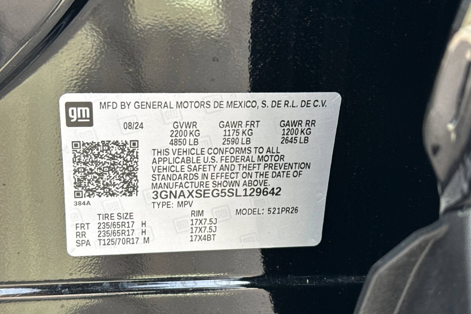 Used 2025 Chevrolet Equinox ACTIV w/ Safety and Technology Package AWD/4WD image 41