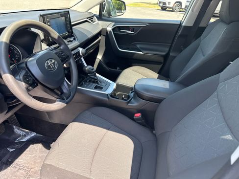 Used 2022 Toyota RAV4 XLE w/ Convenience Package AWD/4WD image 13
