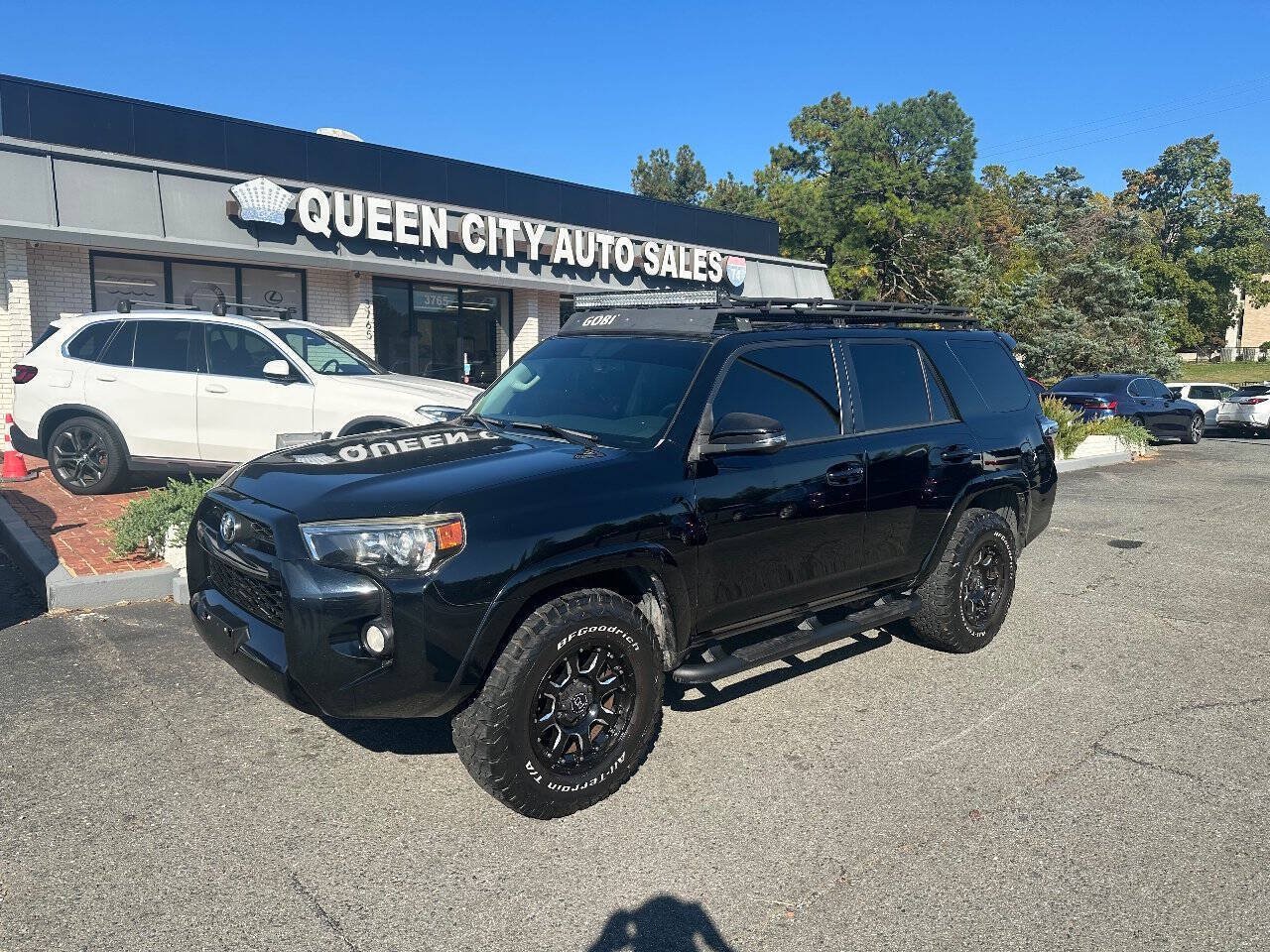 Used 2016 Toyota 4Runner 4WD image 2