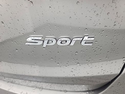 Used 2017 Hyundai Santa Fe Sport AWD/4WD image 12