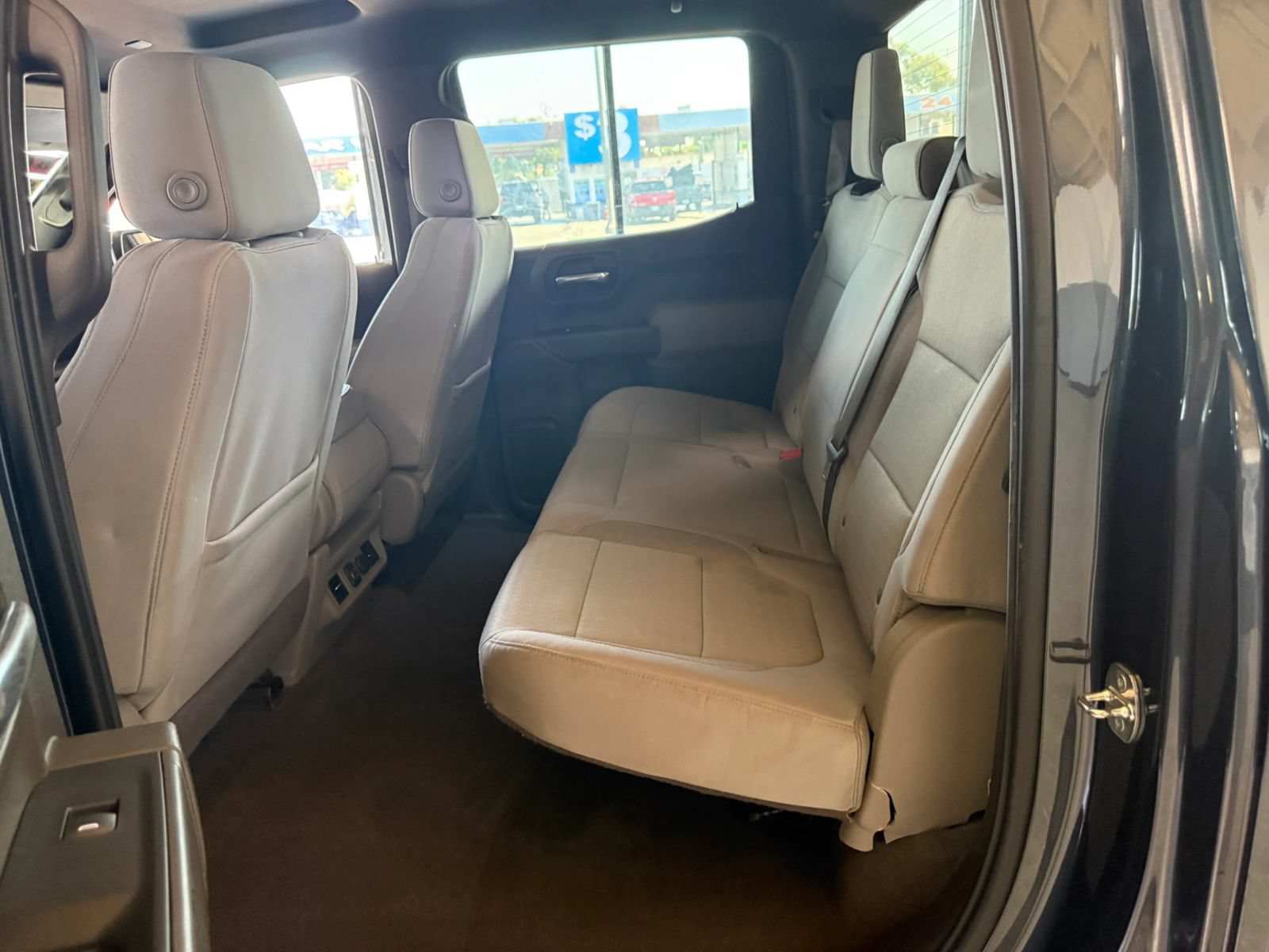 Used 2020 Chevrolet Silverado 1500 LT w/ All-Star Edition AWD/4WD image 10