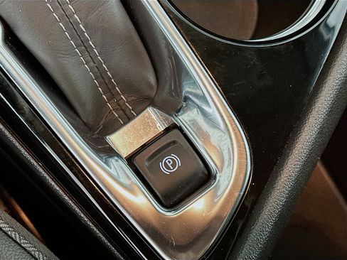 Used 2024 Buick Encore GX Sport Touring w/ Comfort Package image 25