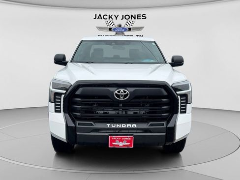 Used 2025 Toyota Tundra SR w/ SR Tow Package AWD/4WD image 8