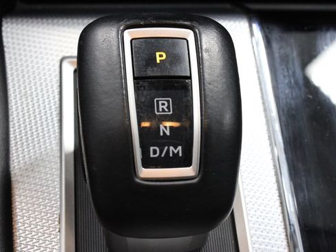 Used 2023 Mitsubishi Outlander SEL AWD/4WD image 32