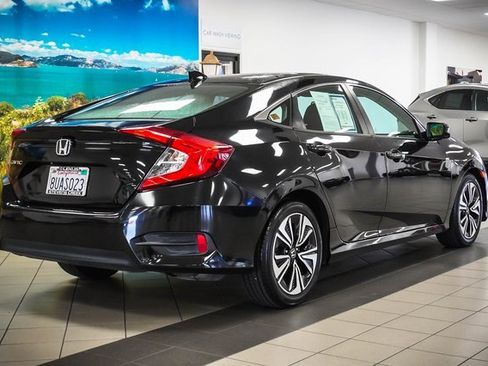 Used 2017 Honda Civic EX-L image 6