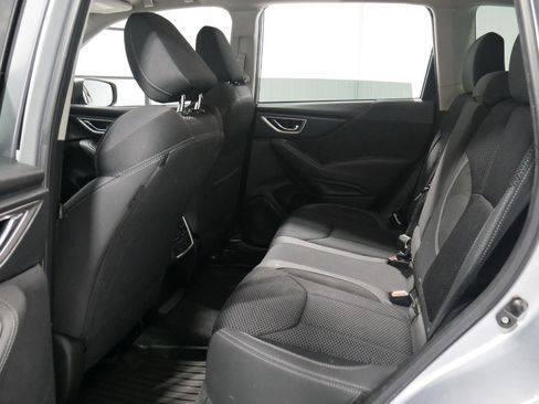 Used 2021 Subaru Forester Premium image 13