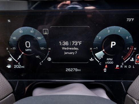 Used 2025 GMC Yukon Denali image 24