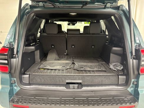 Certified 2025 Toyota 4Runner TRD Off-Road Premium image 7