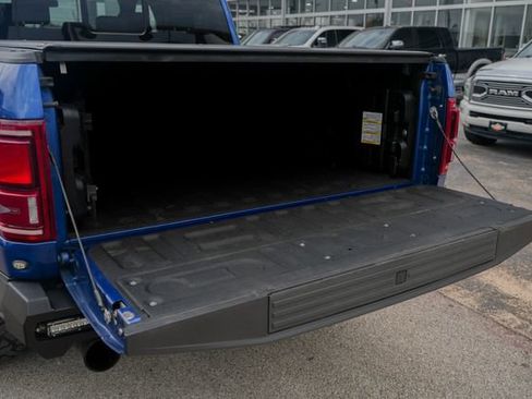 Used 2018 Ford F150 Raptor w/ Equipment Group 802A Luxury image 12